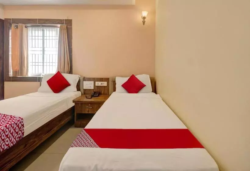 ホテル Bhagirathi Residency