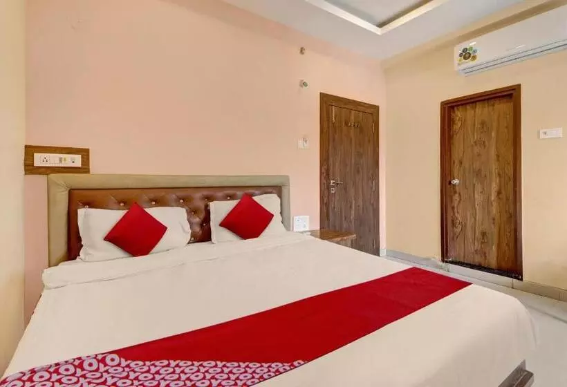 ホテル Bhagirathi Residency