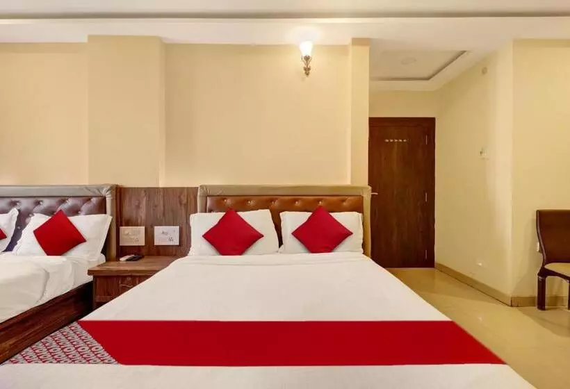 ホテル Bhagirathi Residency