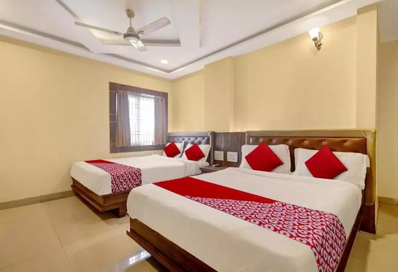 ホテル Bhagirathi Residency