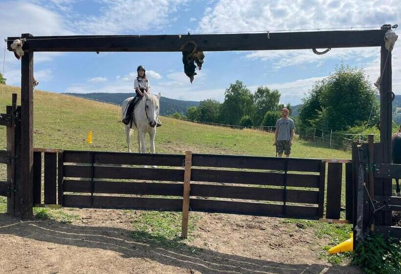 Majatalo Chata U Kostela