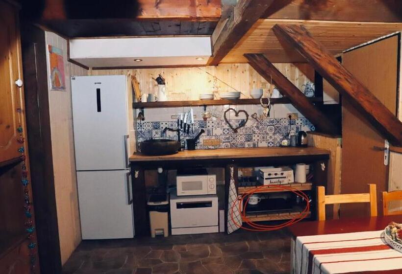 Majatalo Chata U Kostela