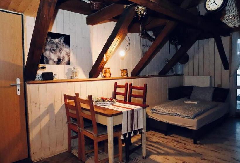 Majatalo Chata U Kostela