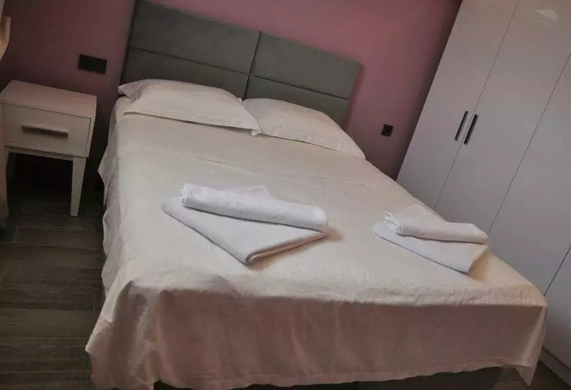 X Suite Apart