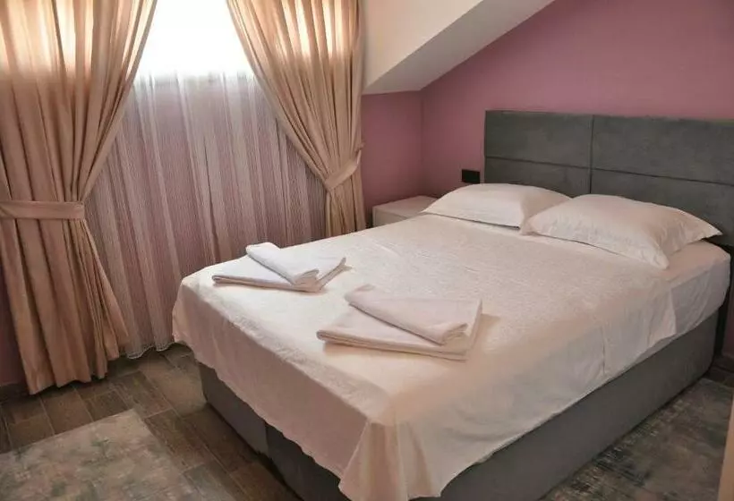 X Suite Apart