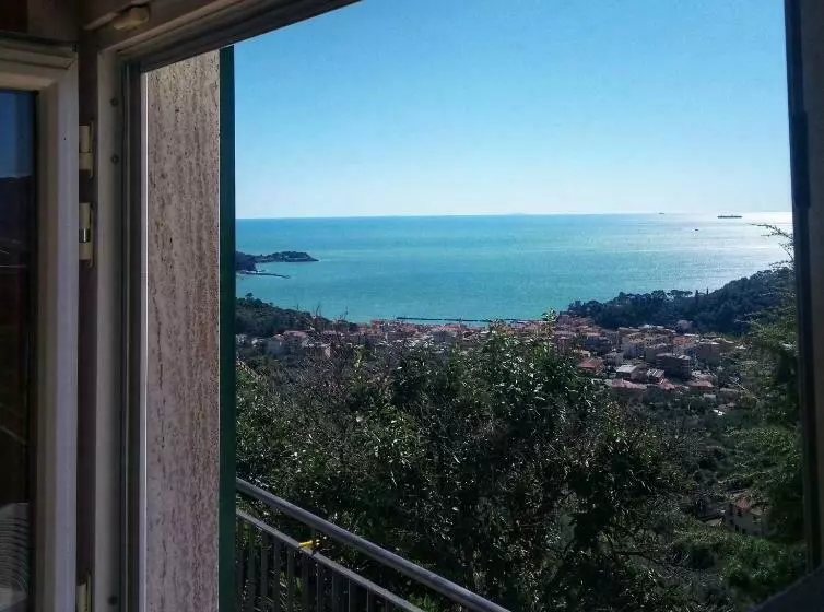 Aamiaismajoitus (B&B) Ai Canarbin   Colline Di Lerici