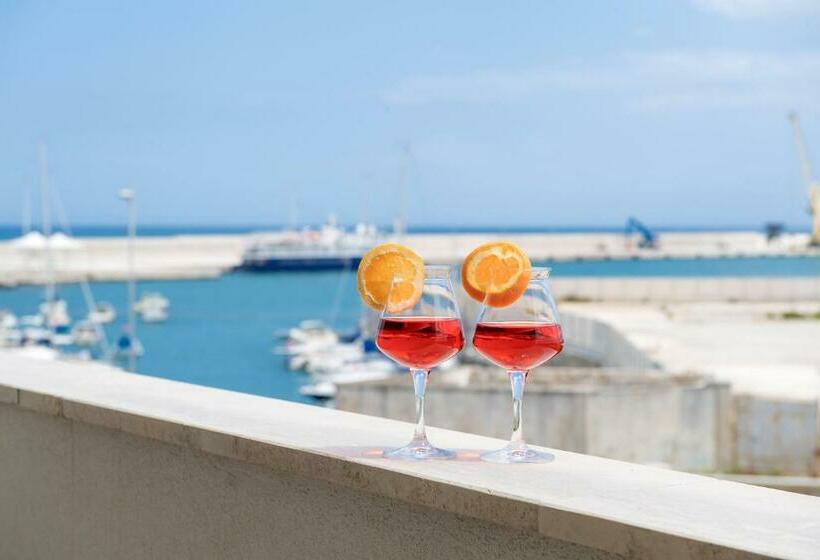 ベッドアンドブレックファースト Chicco Di Caffe