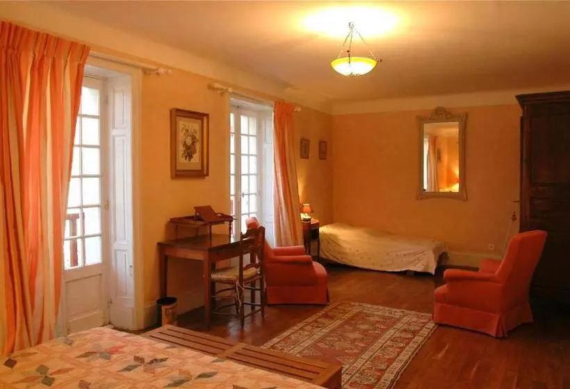 Aamiaismajoitus (B&B) Erlande Baïta