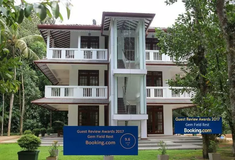 Aamiaismajoitus (B&B) Gem Field Rest