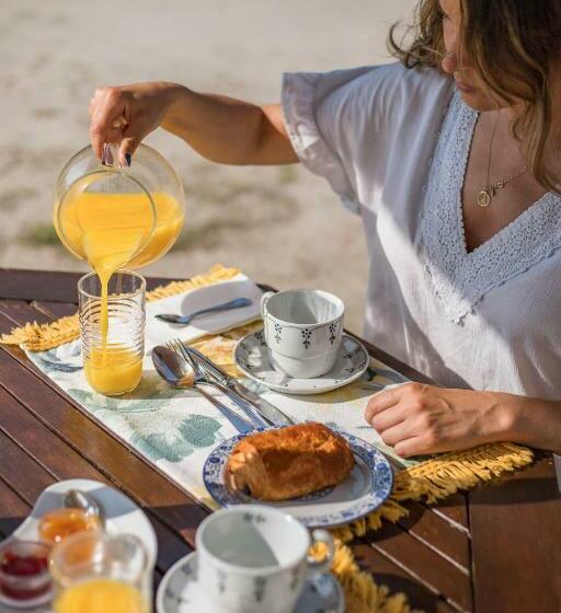 بنسيون Outeiro Tuías   Manor House