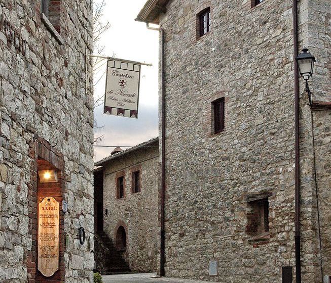 住宿加早餐  Castellare De Noveschi Resort