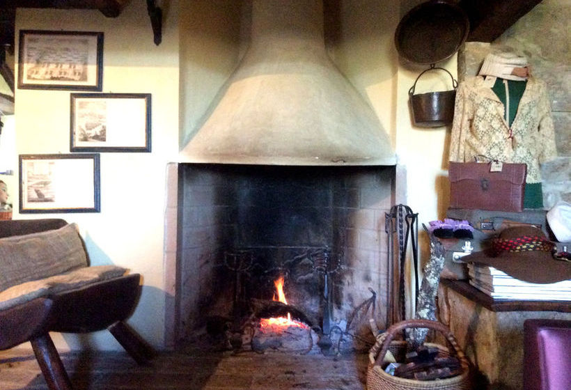 住宿加早餐  Castellare De Noveschi Resort