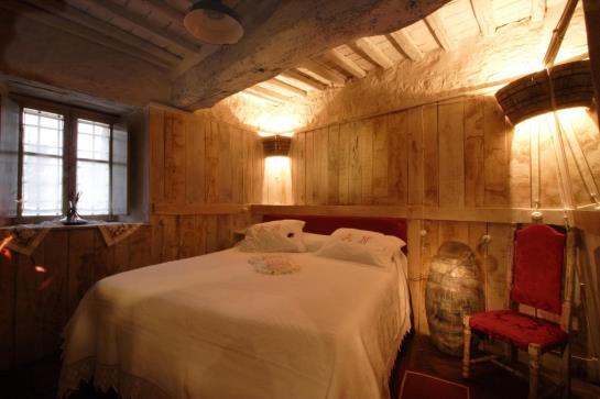 住宿加早餐  Castellare De Noveschi Resort