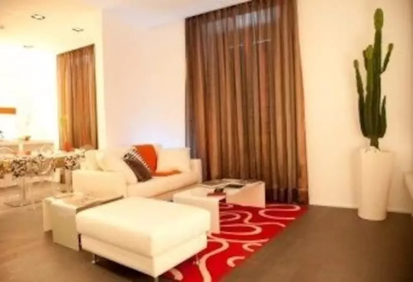 住宿加早餐  Face To Face House