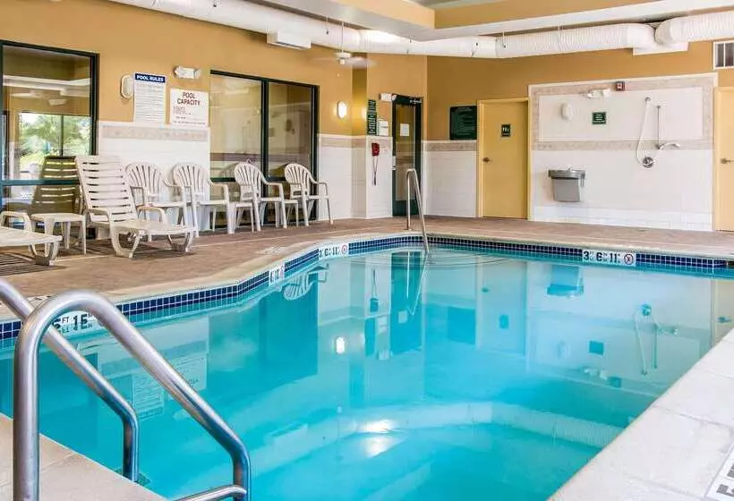 酒店 Comfort Suites