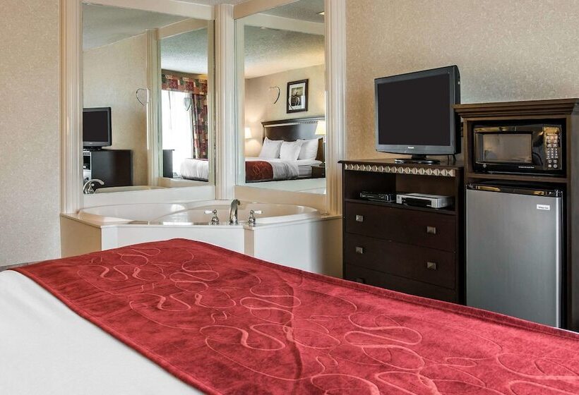 فندق Comfort Suites