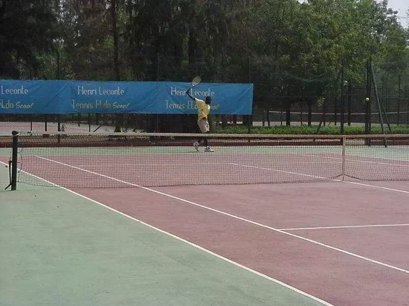 فندق Domaine De Nianing