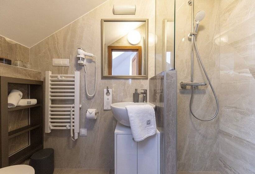 Heritage Hotel Tisno