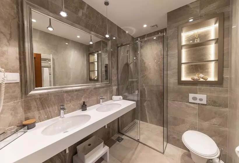 Heritage Hotel Tisno