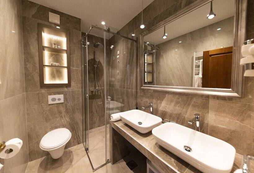 Heritage Hotel Tisno