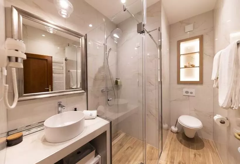 Heritage Hotel Tisno