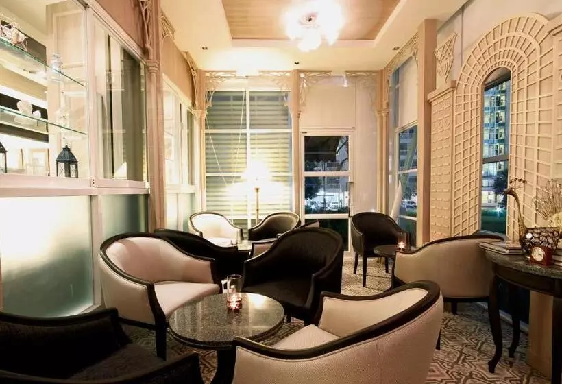 Kameo Grand Hotel & Serviced Apartment, Rayong