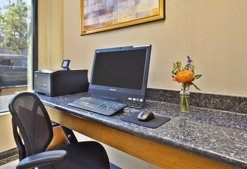 בית מלון כפרי Le Jolie