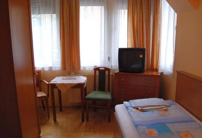 בית מלון כפרי Mohacsi Guesthouse