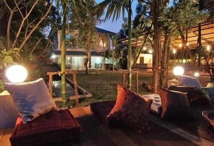 فندق The Legend Maeklong