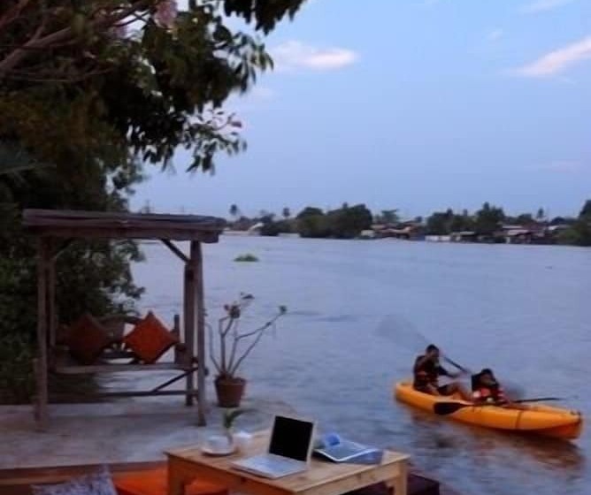 فندق The Legend Maeklong