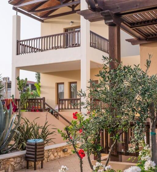 בית מלון כפרי Vagia Mare