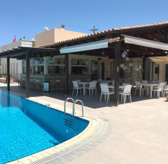 בית מלון כפרי Vagia Mare