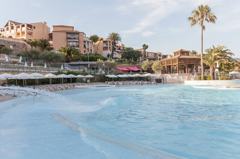 בית מלון כפרי Village Cap Esterel Pierre & Vacances