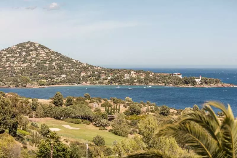 בית מלון כפרי Village Cap Esterel Pierre & Vacances