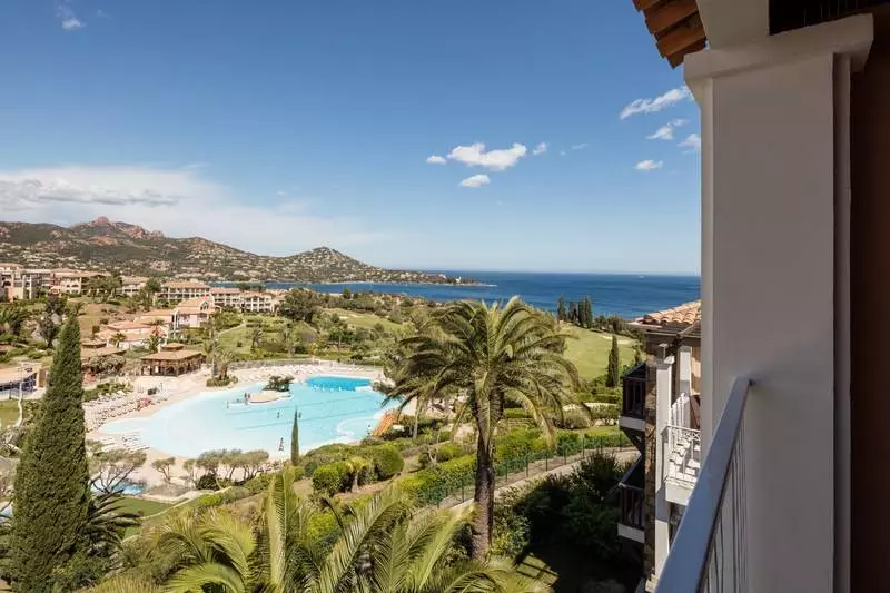 בית מלון כפרי Village Cap Esterel Pierre & Vacances