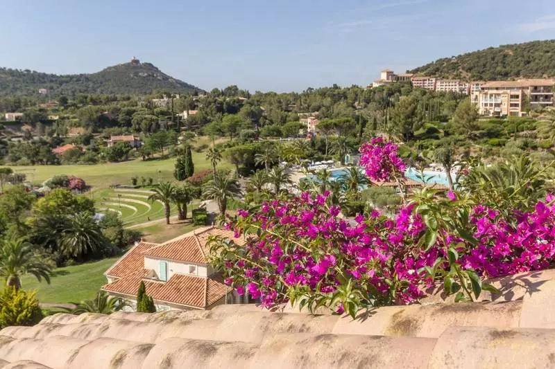 בית מלון כפרי Village Cap Esterel Pierre & Vacances