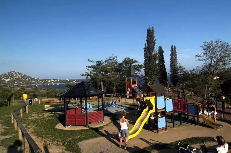 בית מלון כפרי Village Cap Esterel Pierre & Vacances