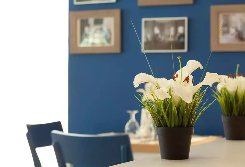 Noon Hotel Apartments