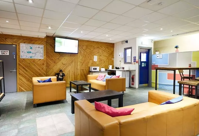 فندق صغير St Christopher S Inn Shepherd S Bush