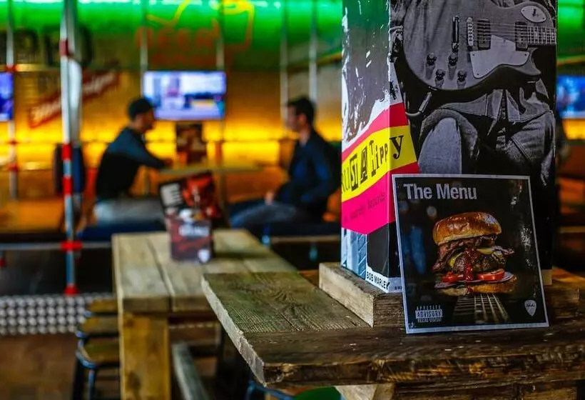 فندق صغير St Christopher S Inn Shepherd S Bush