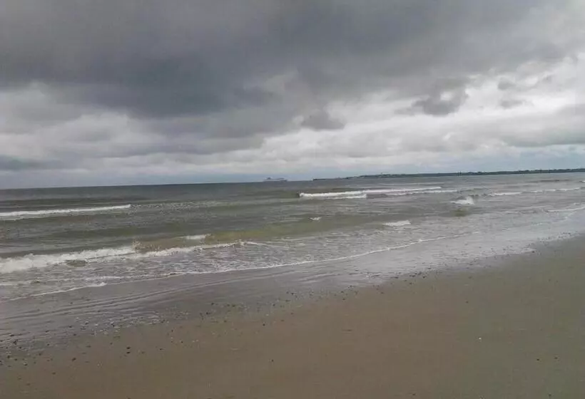 Majatalo Rosslare Strand Rooms Only Accommodation