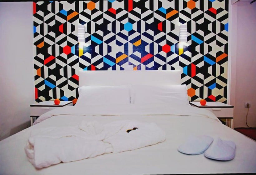 Beach Boys Boutique Resort - Gay Men Only