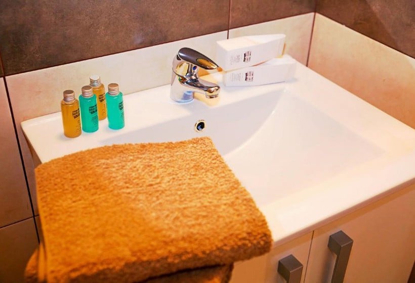 Beach Boys Boutique Resort - Gay Men Only