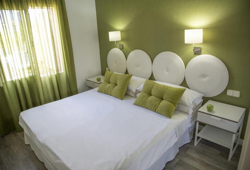 Beach Boys Boutique Resort - Gay Men Only