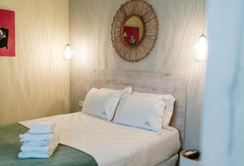 مسافرخانه H Boutique La Caleta Bay