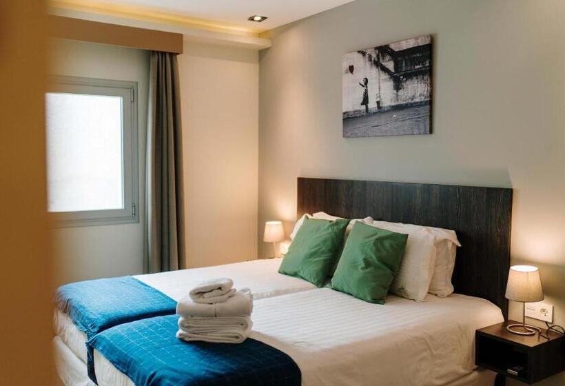 مسافرخانه H Boutique La Caleta Bay