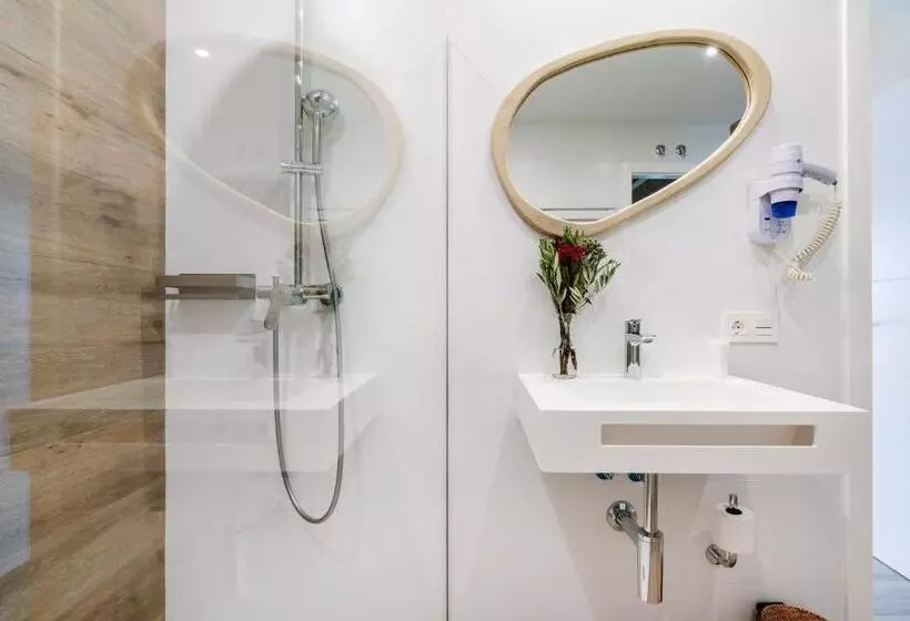 여관 H Boutique La Caleta Bay