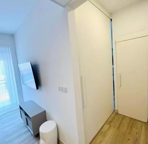 Apartamentos Hotel Puente De Hierro