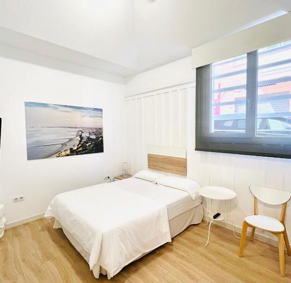 Apartamentos Hotel Puente De Hierro