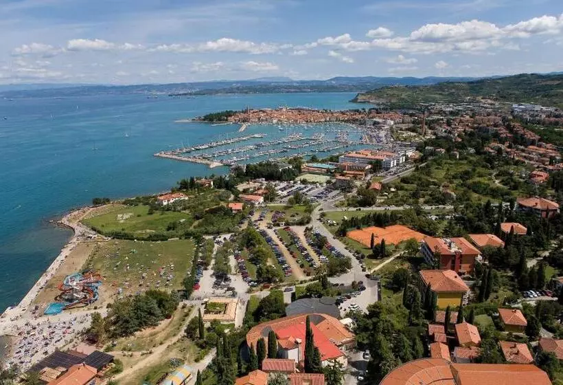 Mirta  San Simon Resort